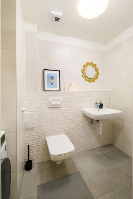 Erkel Luxury Home Budapest Bagian luar foto