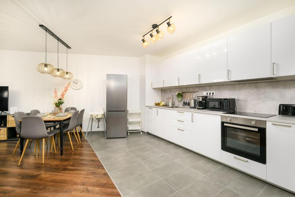 Erkel Luxury Home Budapest Bagian luar foto